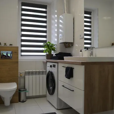 Reden Park - Free Parking - Easy Check-in Apartment Chorzow