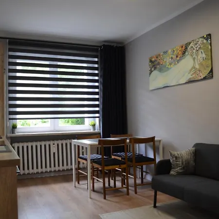 Reden Park - Free Parking - Easy Check-in Apartament Chorzów