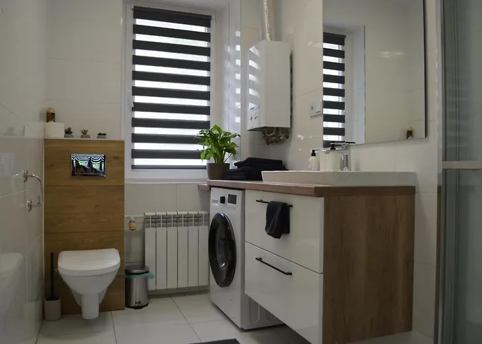 Reden Park - Free Parking - Easy Check-in Apartament Chorzów