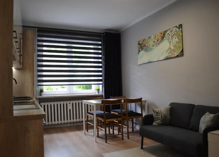 Reden Park - Free Parking - Easy Check-in Apartament Chorzów